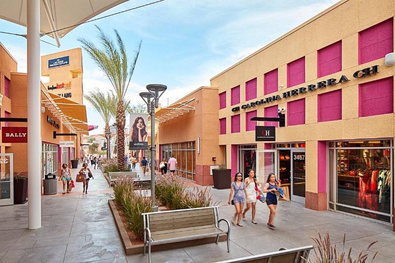  Premium Outlet - khu mua sắm nhộn nhịp nhất Las Vegas