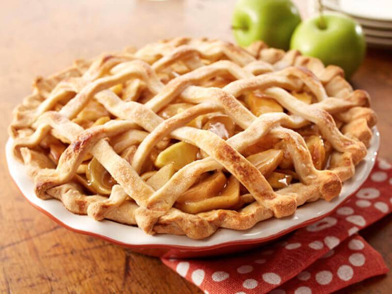 Bánh táo nướng apple pie đặc trưng của Mỹ